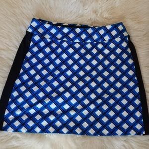 TAIL-blue, white skort